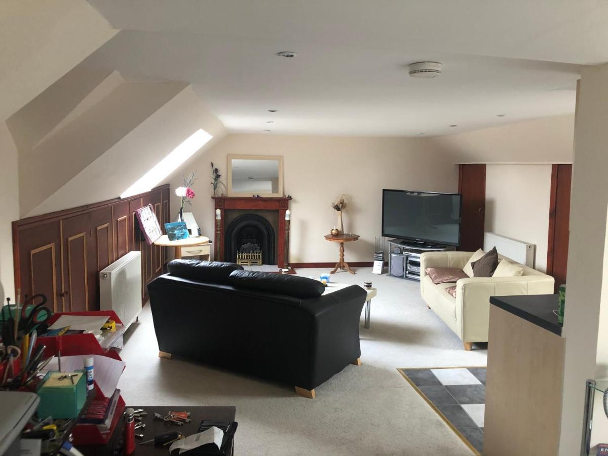 Executive Serviced Apartments 2 Forfar Exterior foto