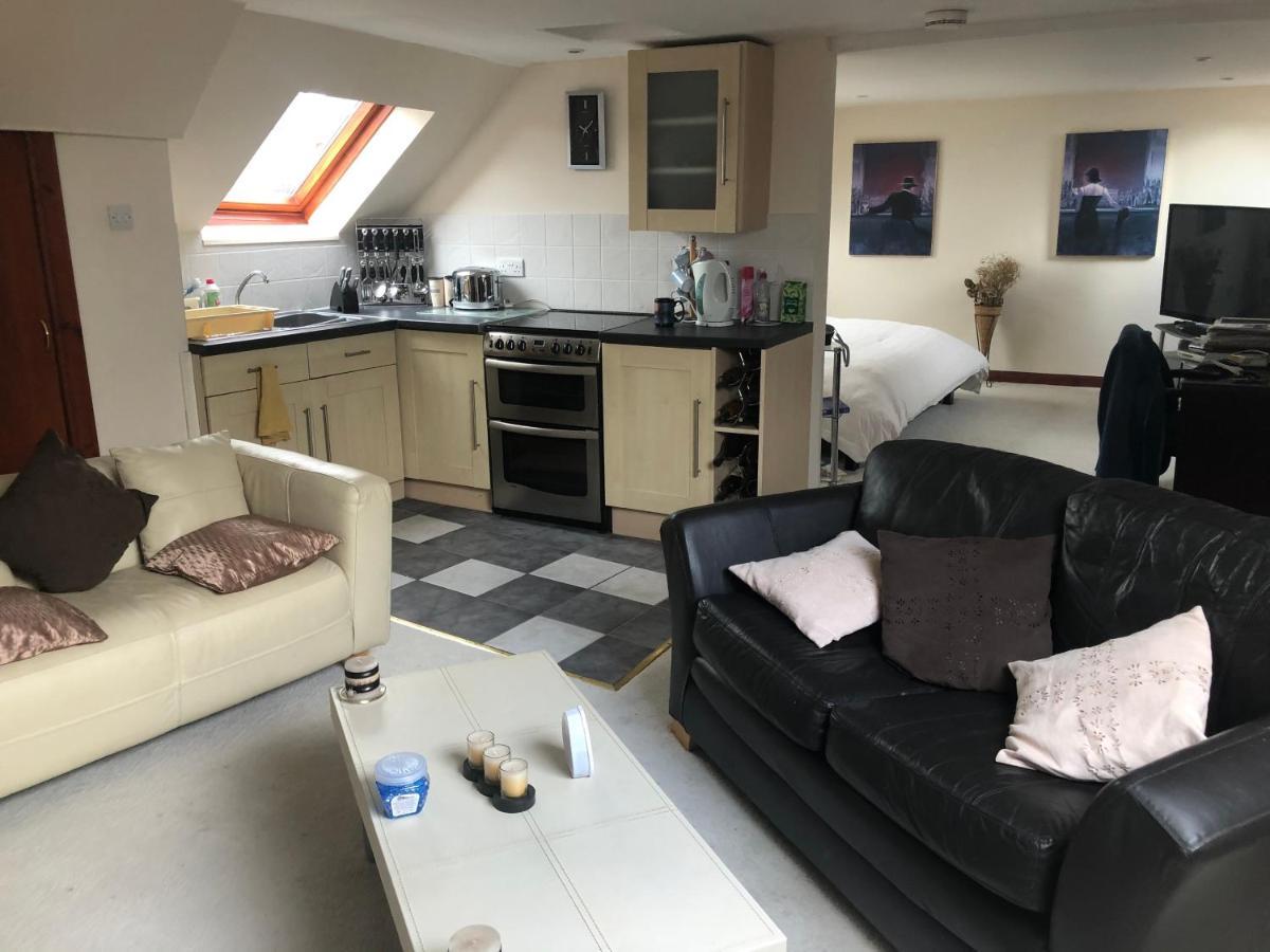 Executive Serviced Apartments 2 Forfar Exterior foto